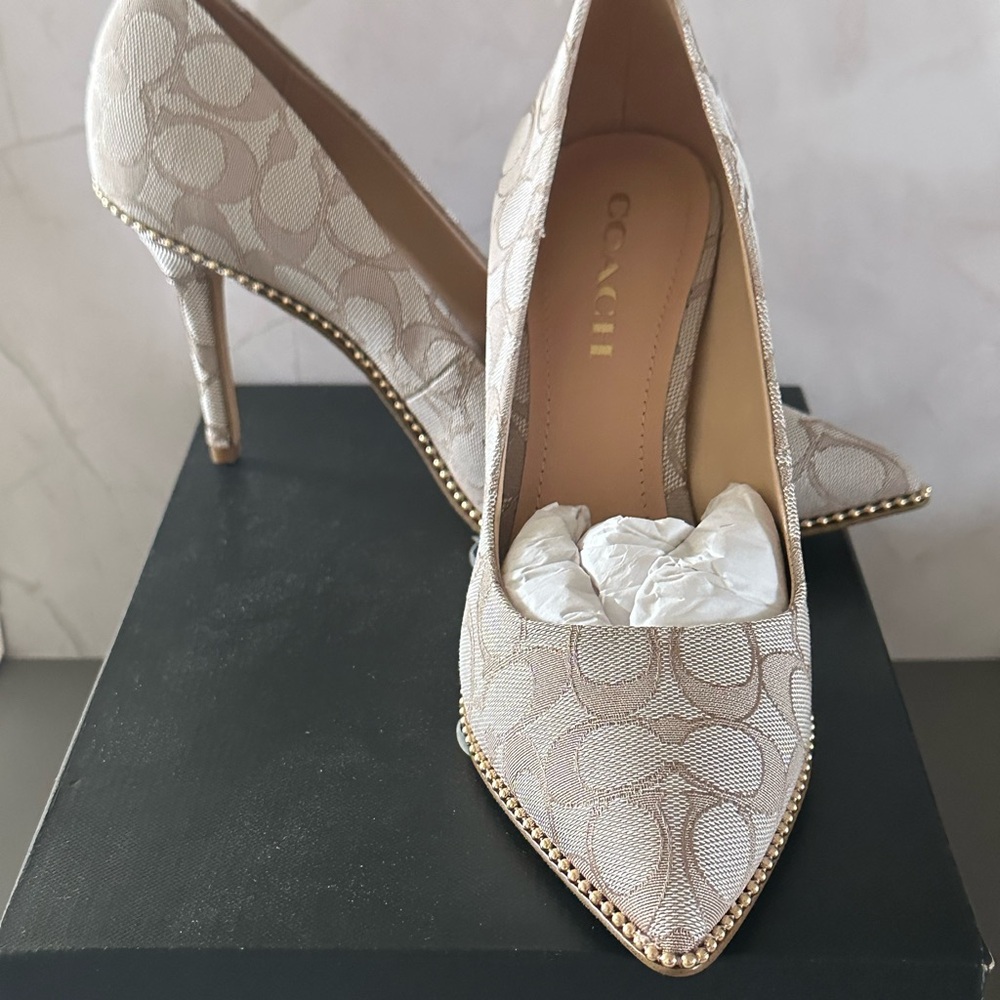 Coach Waverly Jacquard Pumps